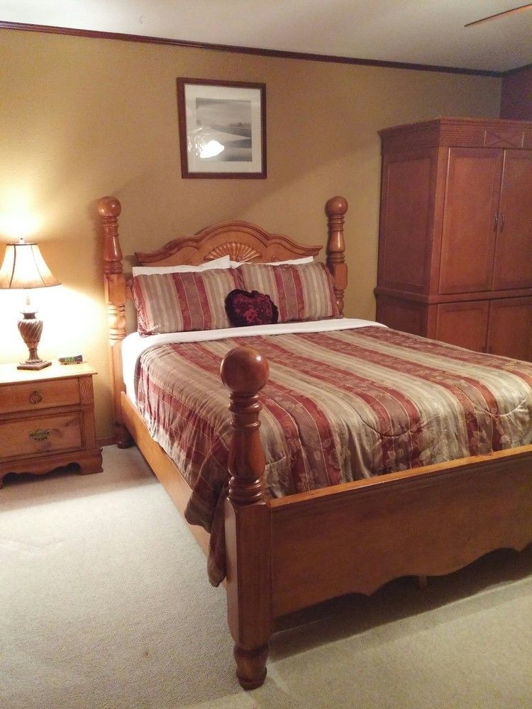 A Mooseberry Inn B&B Slana ภายนอก รูปภาพ