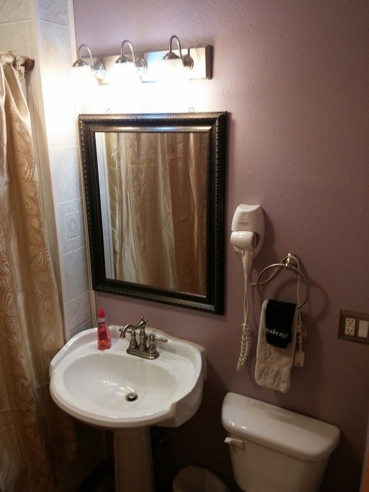 A Mooseberry Inn B&B Slana ภายนอก รูปภาพ